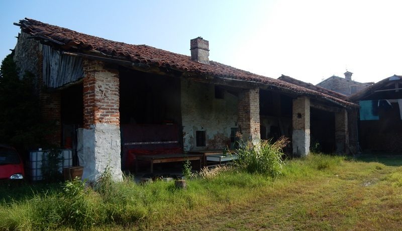 Mondovì Breolungi rustico da ristrutturare con terreno