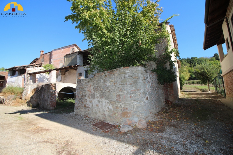 Mondovì periferia rustico con terreno