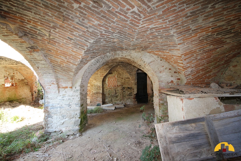 Mondovì periferia rustico con terreno