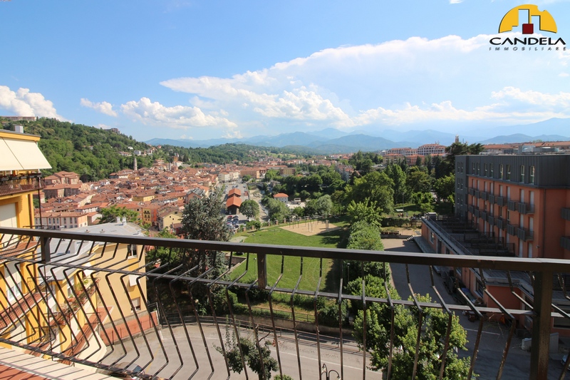 Mondovì Altipiano attico panoramico con vista su Mondovì