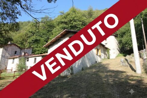 Frabosa Sottana frazione Miroglio casetta con giardino