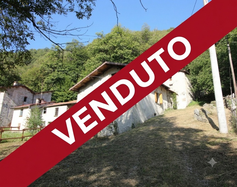 Frabosa Sottana frazione Miroglio casetta con giardino