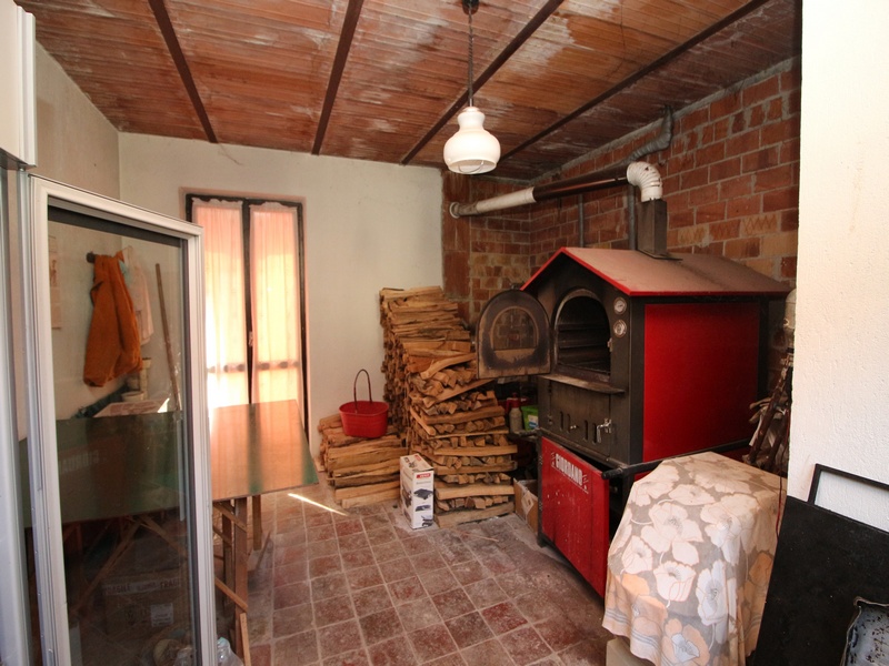 Indipendenza e Sole: Rustico a Marsaglia