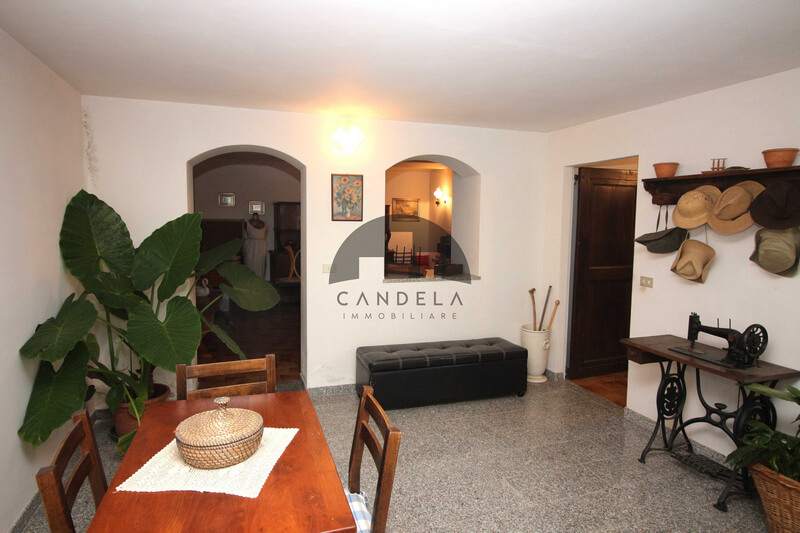 Villanova Mondovì casa indipendente 3 lati con giardino