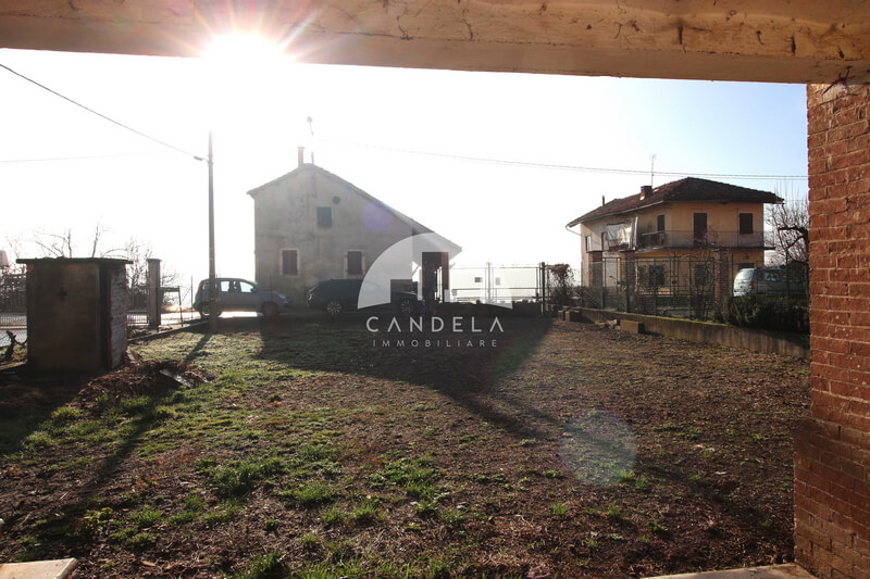 Magliano Alpi rustico da ristrutturare con terreno