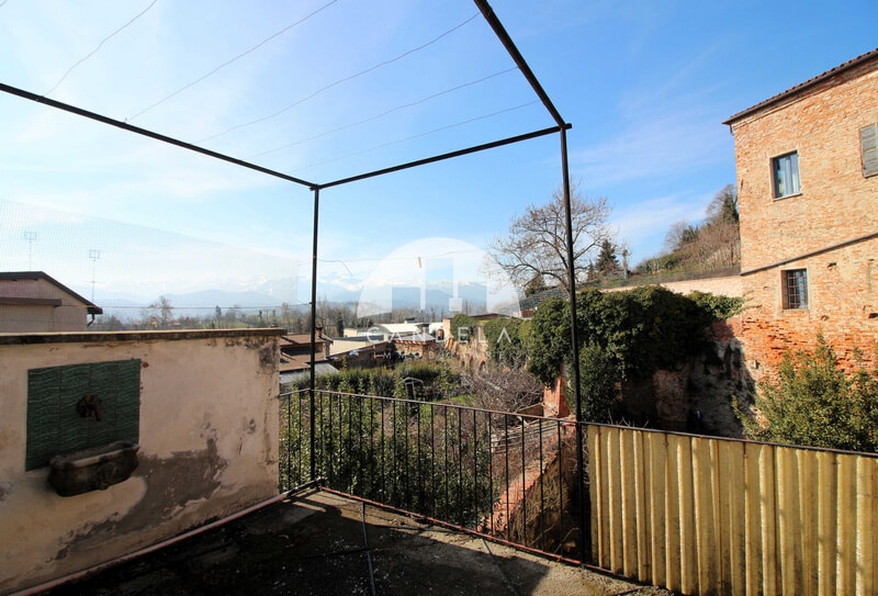 Ampio Appartamento Panoramico Divisibile in Due Unità Abitative