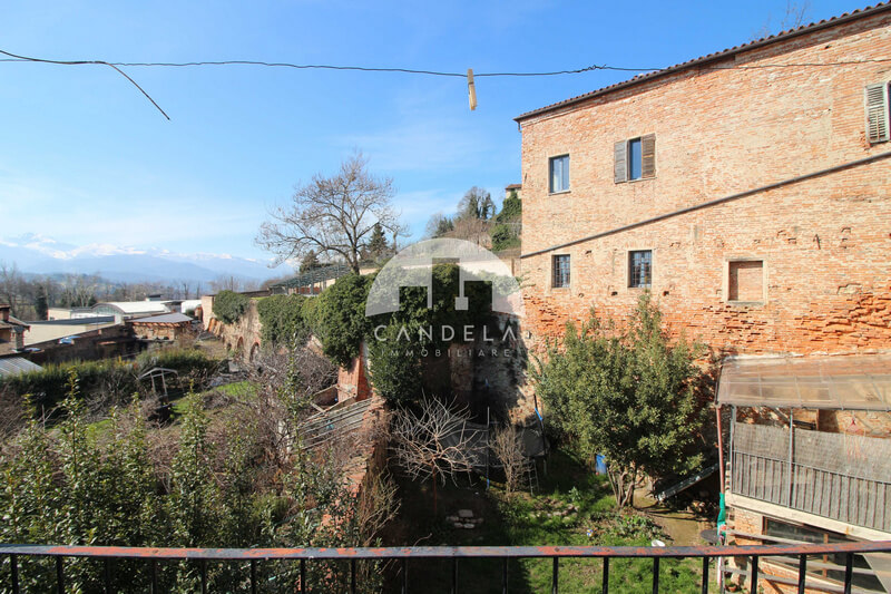 Ampio Appartamento Panoramico Divisibile in Due Unità Abitative