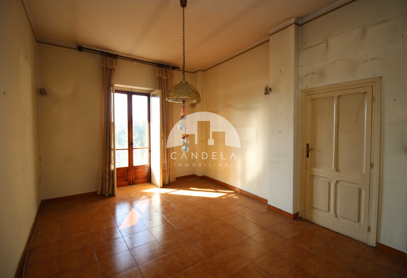 Ampio Appartamento Panoramico Divisibile in Due Unità Abitative
