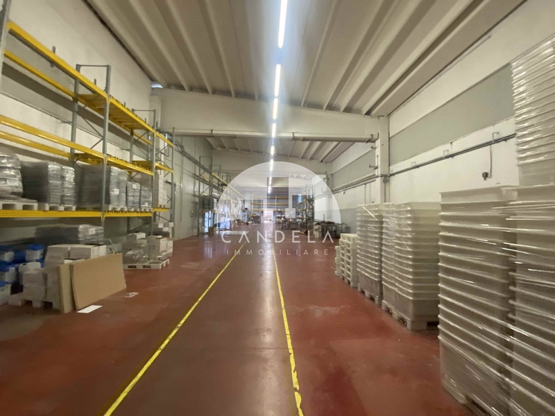 Capannone industriale Ceva