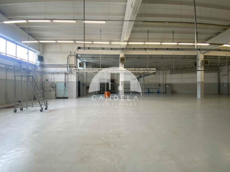 Capannone industriale Ceva