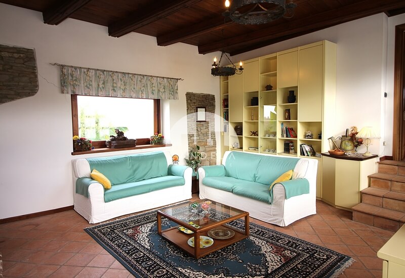 AGRITURISMO STORICO IN PIETRA DI LANGA