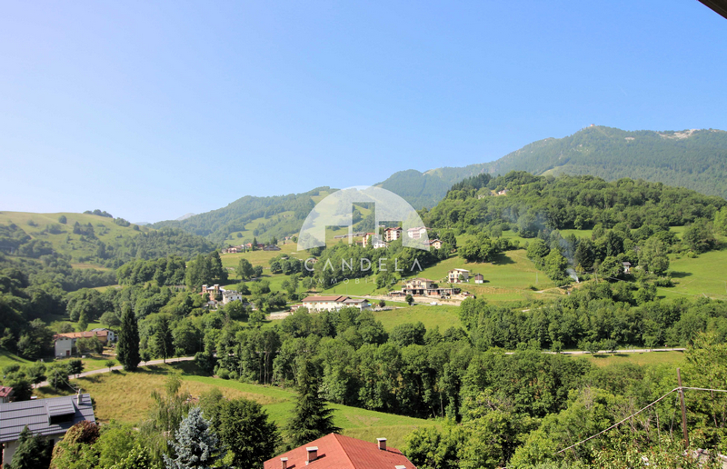 Un Rifugio Soleggiato con Vista Mozzafiato