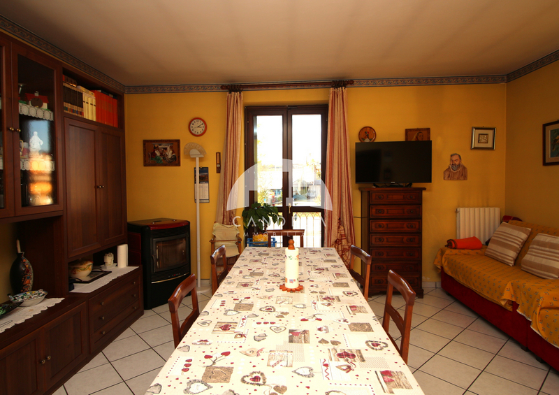 Villetta Indipendente con Giardino a Magliano Alpi