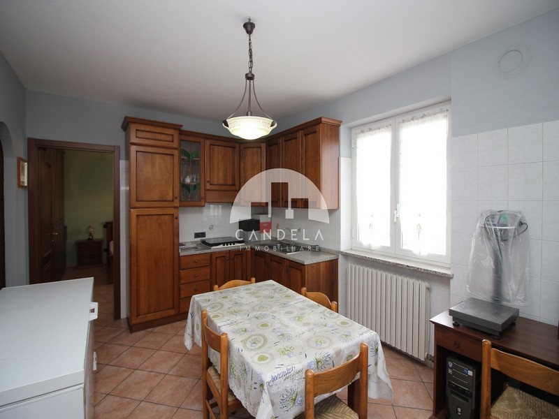 Vista Monviso e Cuore dell'Alta Langa: Villa in Murazzano