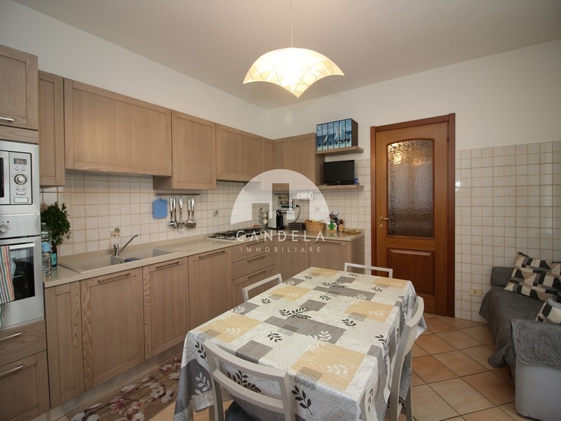 Vista Monviso e Cuore dell'Alta Langa: Villa in Murazzano