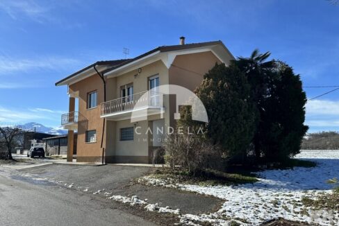 Casa Indipendente con Terreno a Mondovì in frazione Merlo