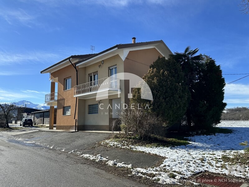 Casa Indipendente con Terreno a Mondovì in frazione Merlo