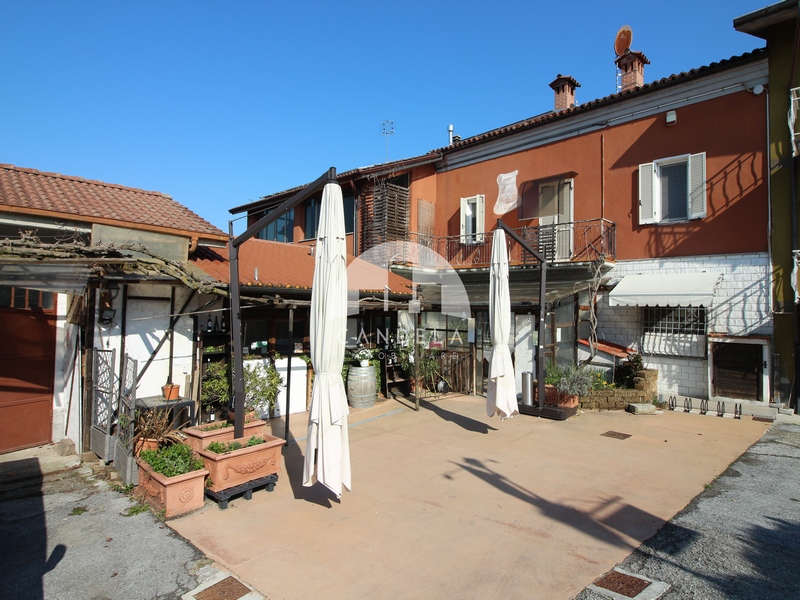 CIGLIÈ: IL TUO BALCONE SULLE LANGHE – Dimora Storica o Business di Charme
