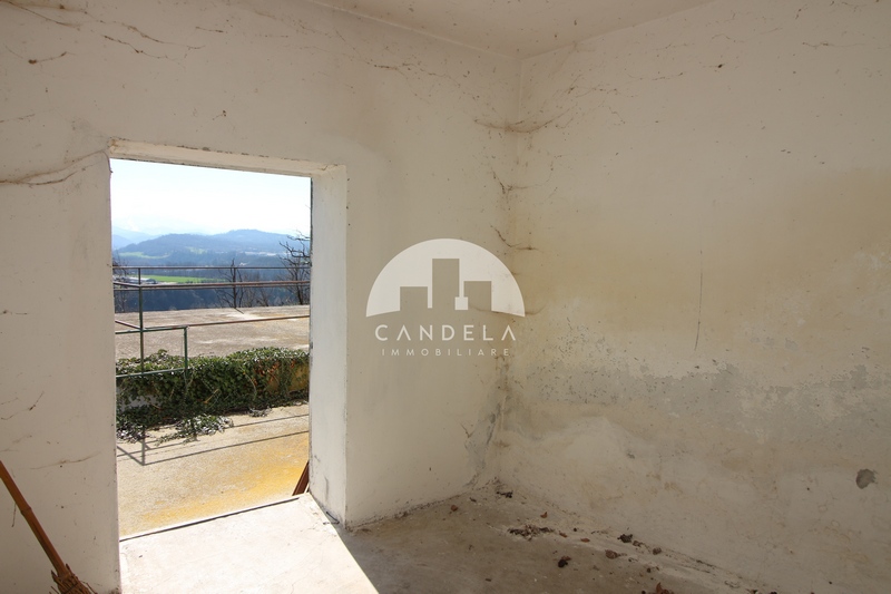 Alta Langa: Casa Indipendente con Vista Colline e Monti