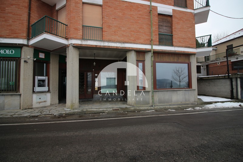 LOCALE COMMERCIALE PANORAMICO IDEALE PER BAR/RISTORANTE