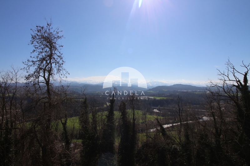 Alta Langa: Casa Indipendente con Vista Colline e Monti
