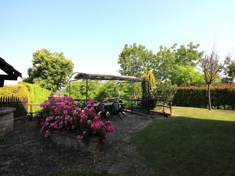 Incantevole Proprietà in Alta Langa – Castellino Tanaro (CN)