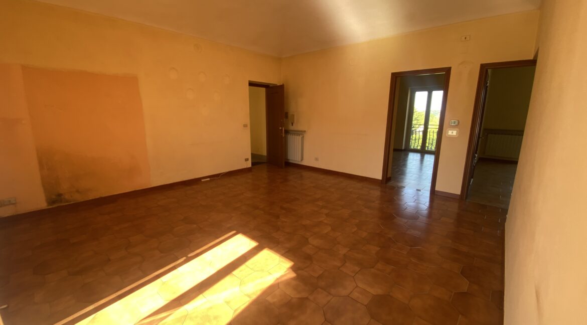 Villanova Mondovì quadrilocale vuoto