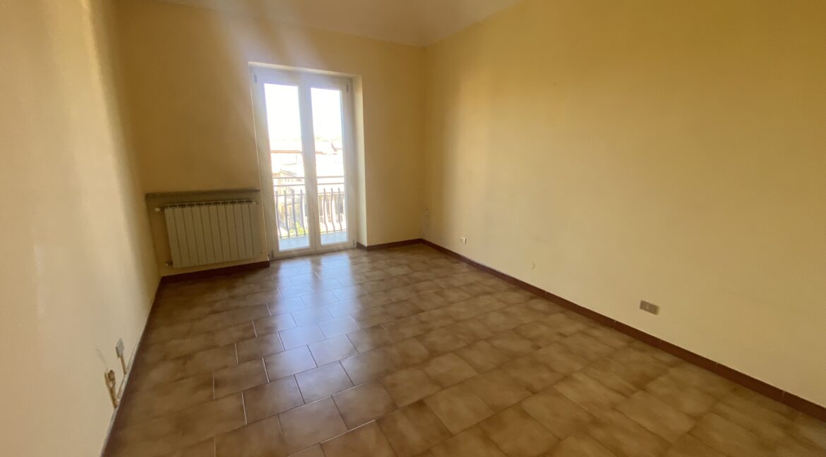 Villanova Mondovì quadrilocale vuoto
