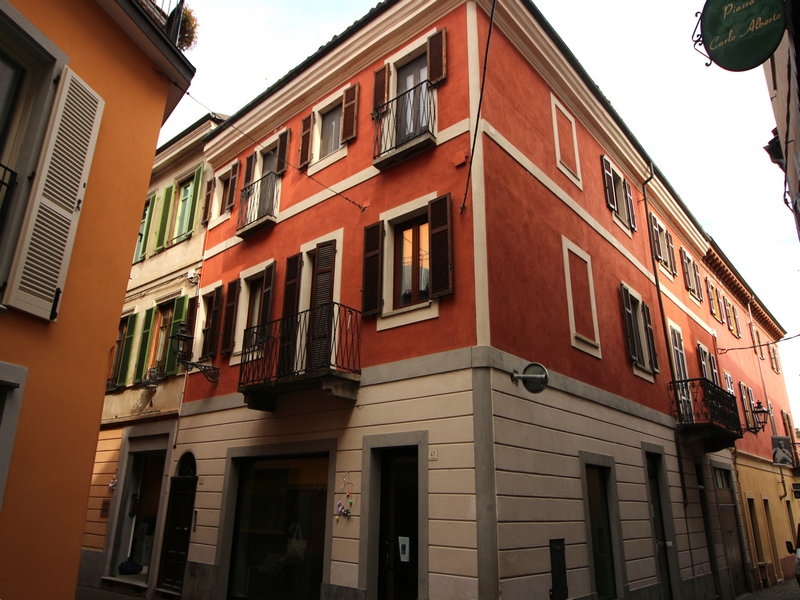 Splendido Trilocale Ristrutturato Cuore Storico di Dogliani