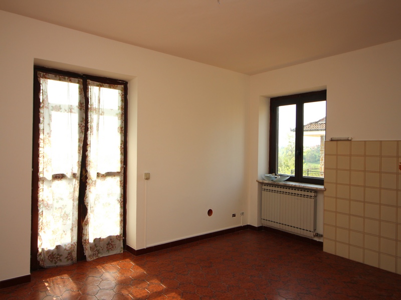 Palazzina Cielo-Terra di 5 Unità con Taverna e 4 autorimesse