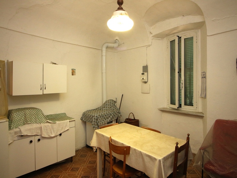 Porzione di Casa con Giardino nel Centro di Marsaglia