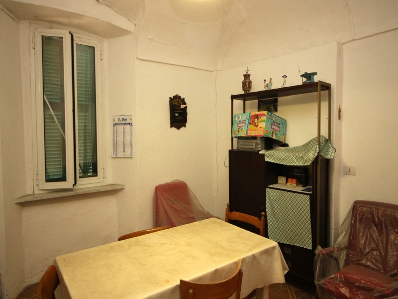 Porzione di Casa con Giardino nel Centro di Marsaglia
