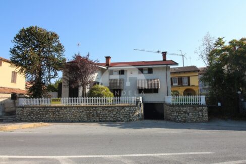 Elegante Villa Indipendente nel Cuore di Bastia Mondovì