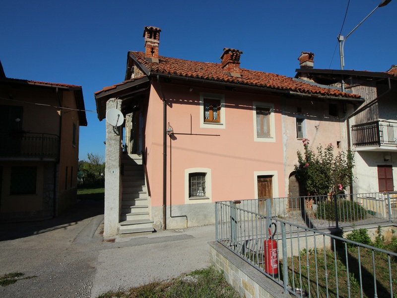 Frabosa Sottana (Fraz. Gosi): Bilocale Ristrutturato
