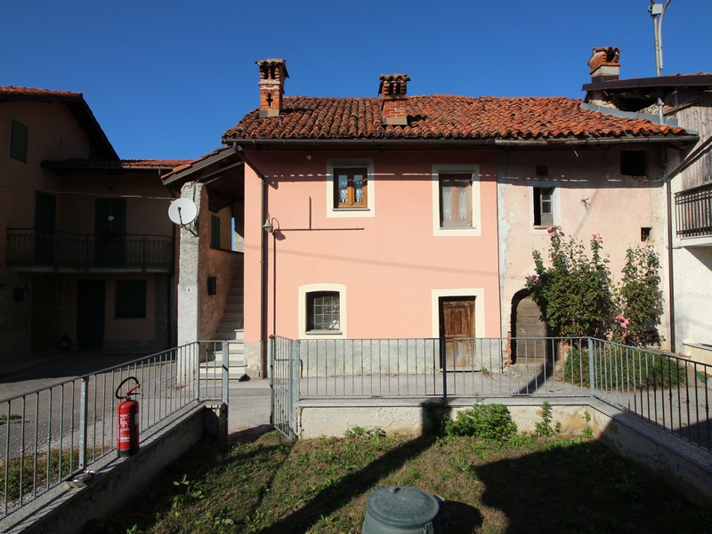 Frabosa Sottana (Fraz. Gosi): Bilocale Ristrutturato