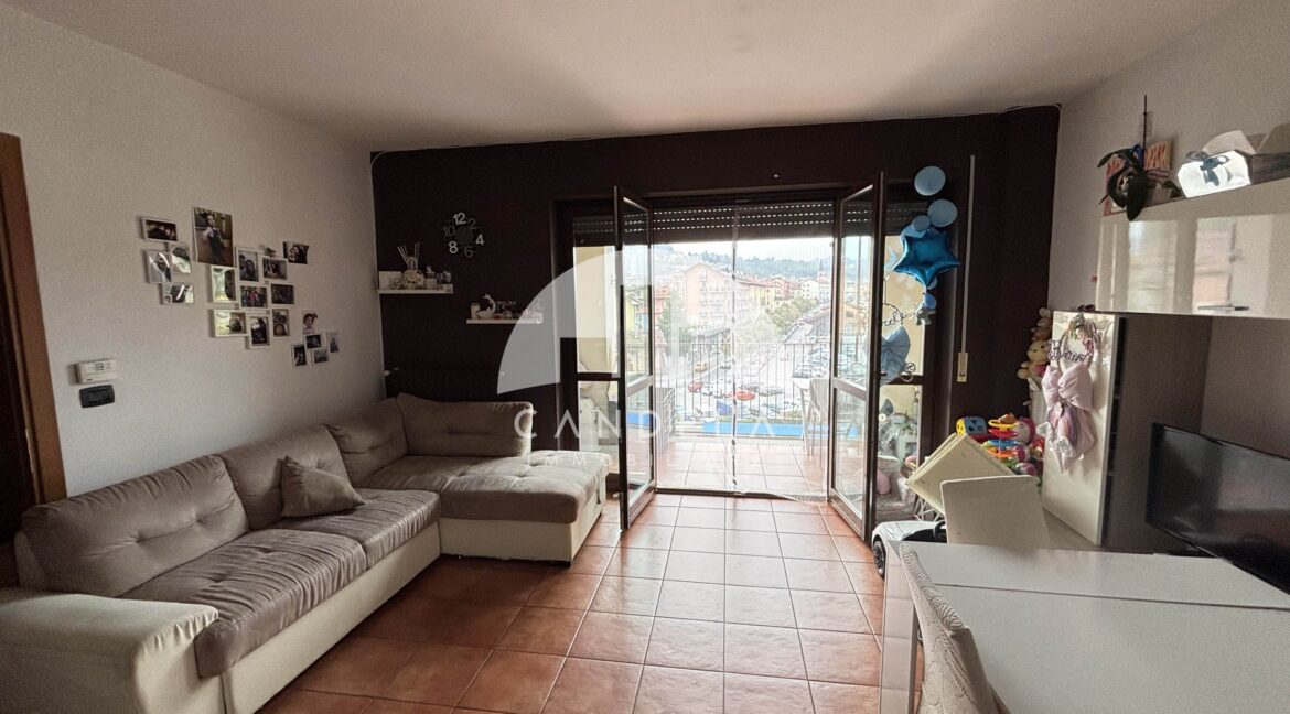 Mondovì Breo bilocale con balcone